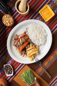 Receta de Lomo saltado Paso a Paso
